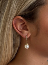 Load image into Gallery viewer, Lillian • Pearl drop earrings