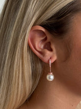 Load image into Gallery viewer, Lillian • Pearl drop earrings