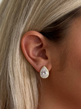 Load image into Gallery viewer, Morgan gold bridal jewellery set