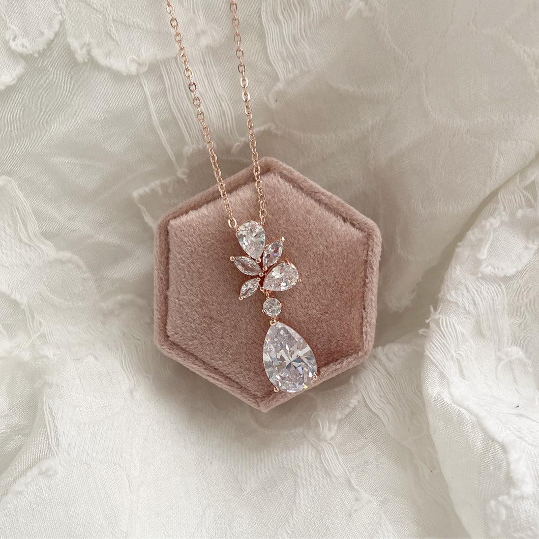 Carolyn ➺ Rose gold cz wedding necklace