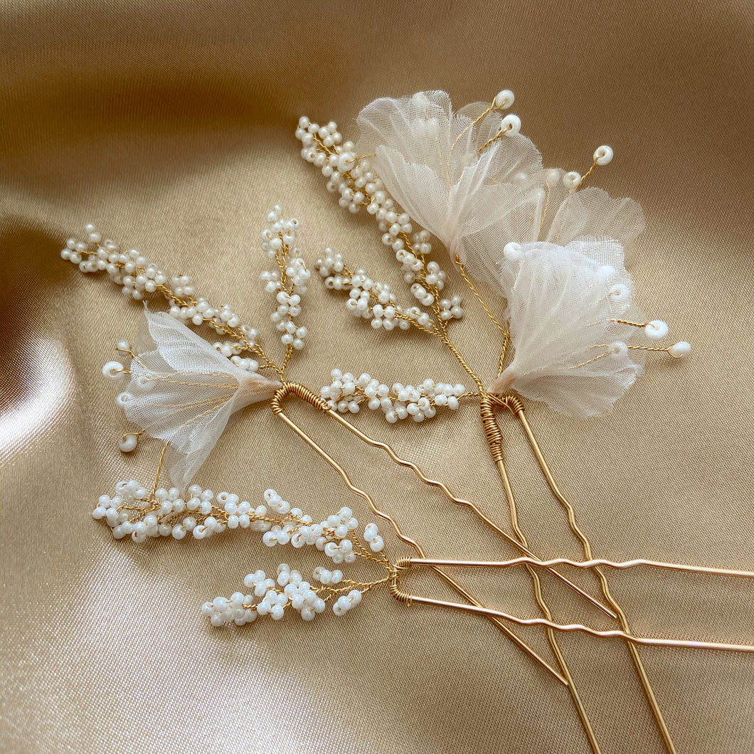 Melody ➺ Delicate flower hair pins (3 piece set)